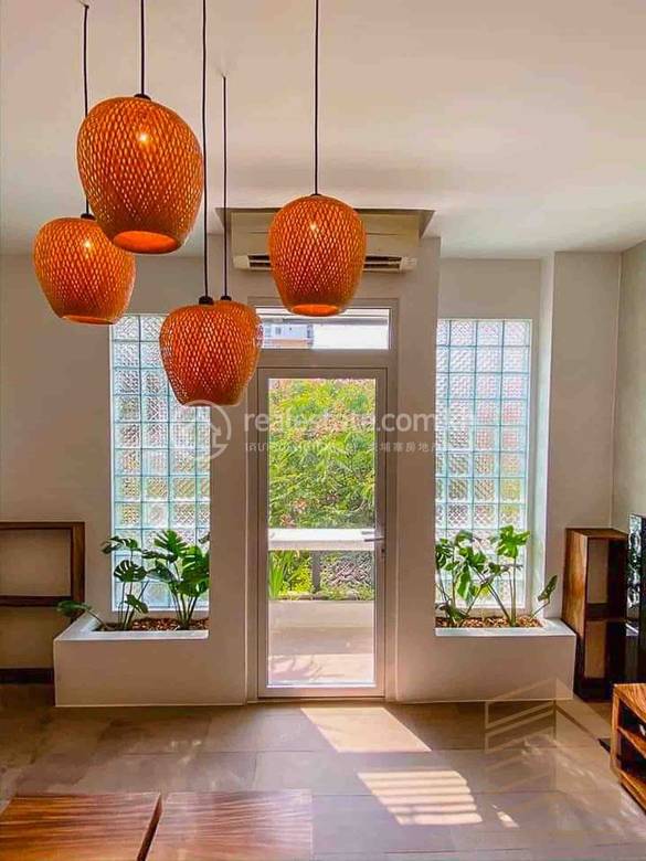 Apartment For Rent with 2 Parking Space