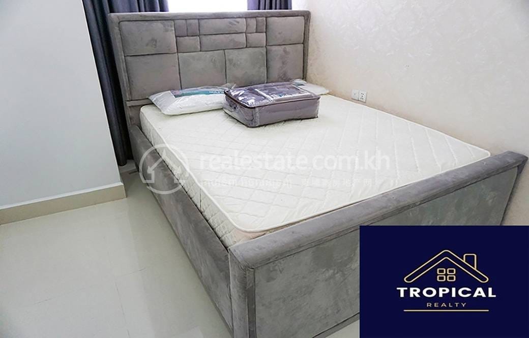 108 sqm Living Size Apartment For Rent in Boeng Keng Kang