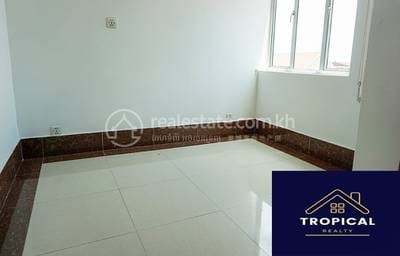 ផ្ទះល្វែង តម្លៃ $400