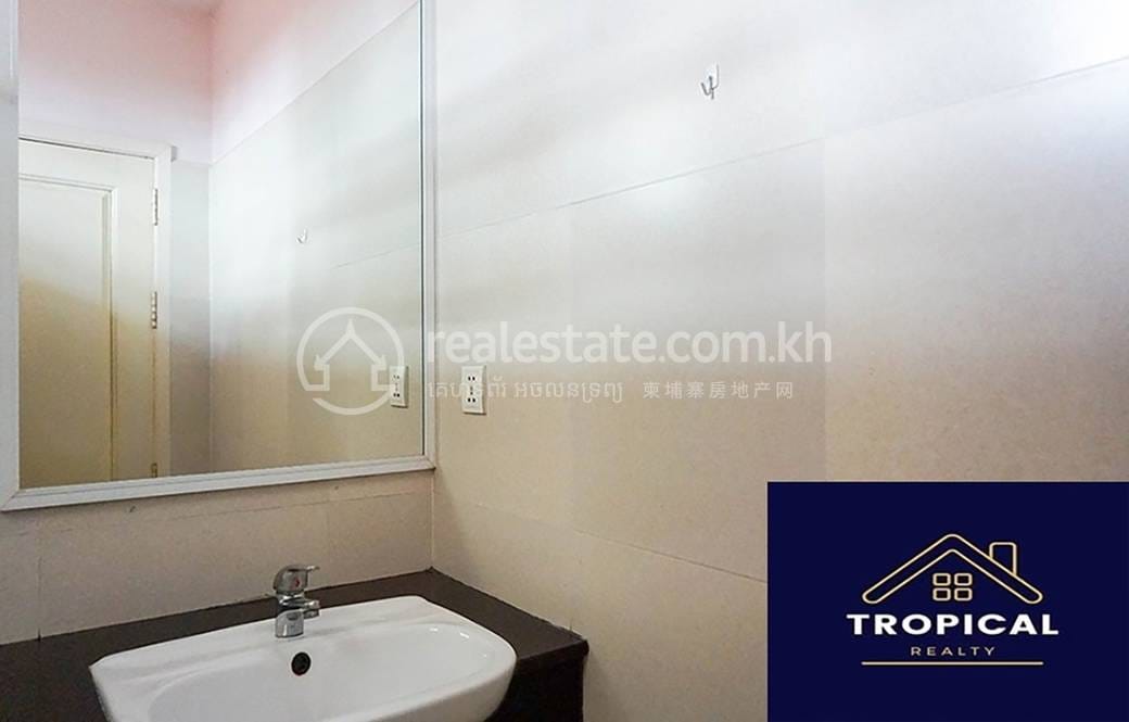 ផ្ទះល្វែង សំរាប់ជួល នៅ Toul Tum Poung 1, Chamkarmon, Phnom Penh