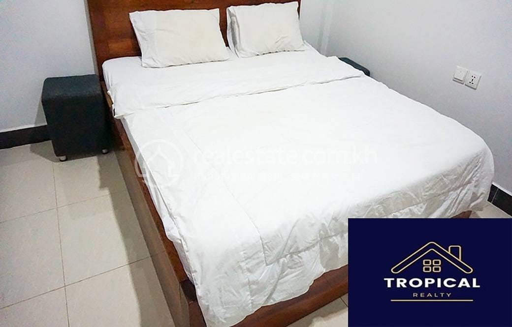 ផ្ទះល្វែង តម្លៃ $300