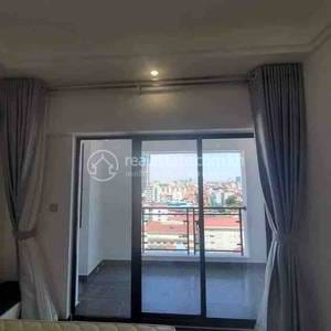 Chamkarmon Condo For Rent in Chamkarmon