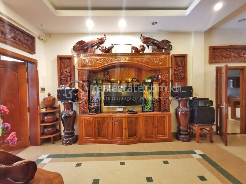Chbar Ampov别墅出售，价格$580,000
