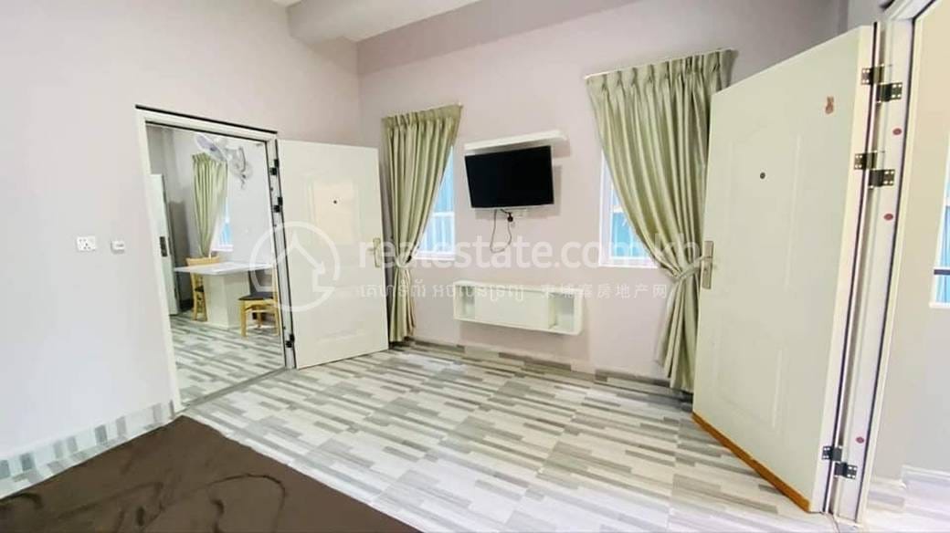 Chamkarmon Apartment For Rent in Chamkarmon