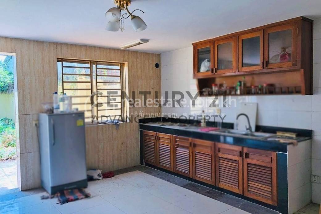 แฟลต สำหรับขาย 4 ห้องนอน ราคา $147,000