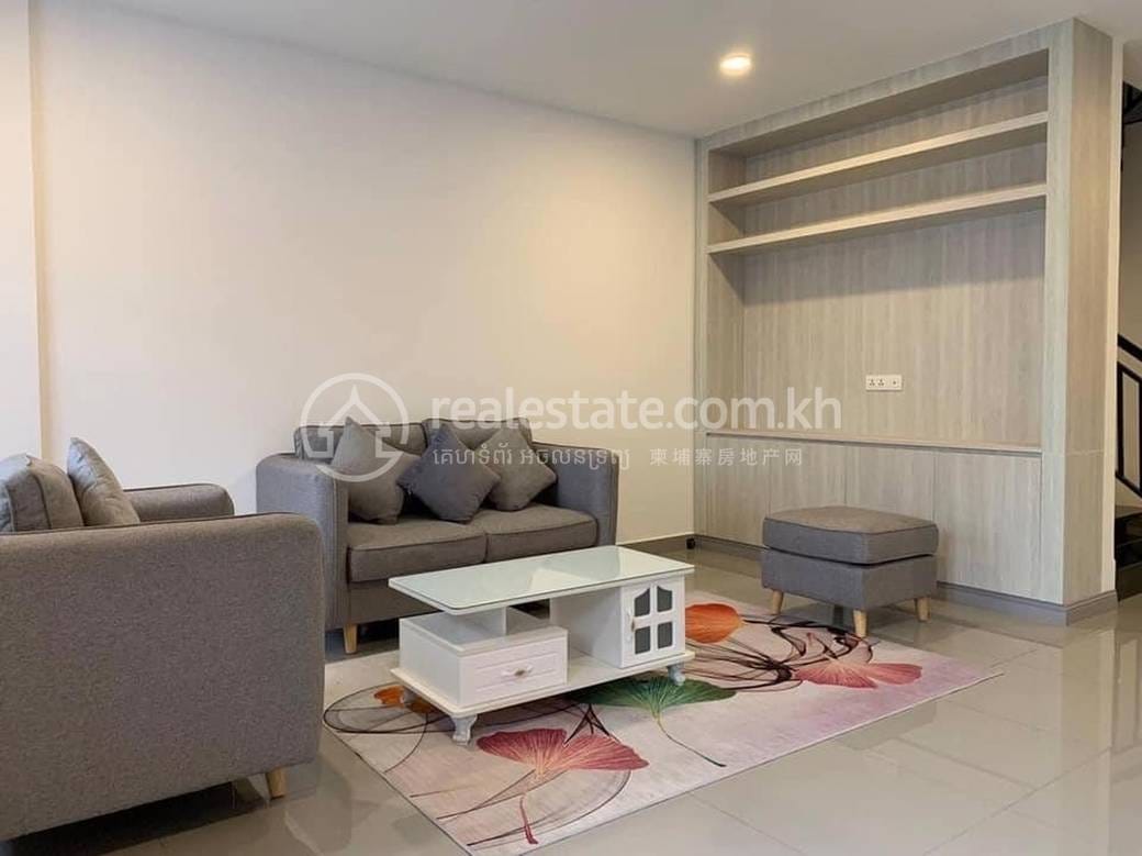 Chak Angrae Leu双子别墅出租，位于Chak Angrae Leu