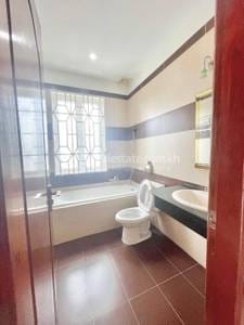 Апартаменты Для Аренды in Chamkarmon $1,000