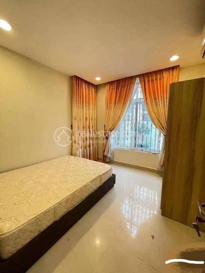 วิลล่า สำหรับเช่า ใน Chamkarmon $3,000