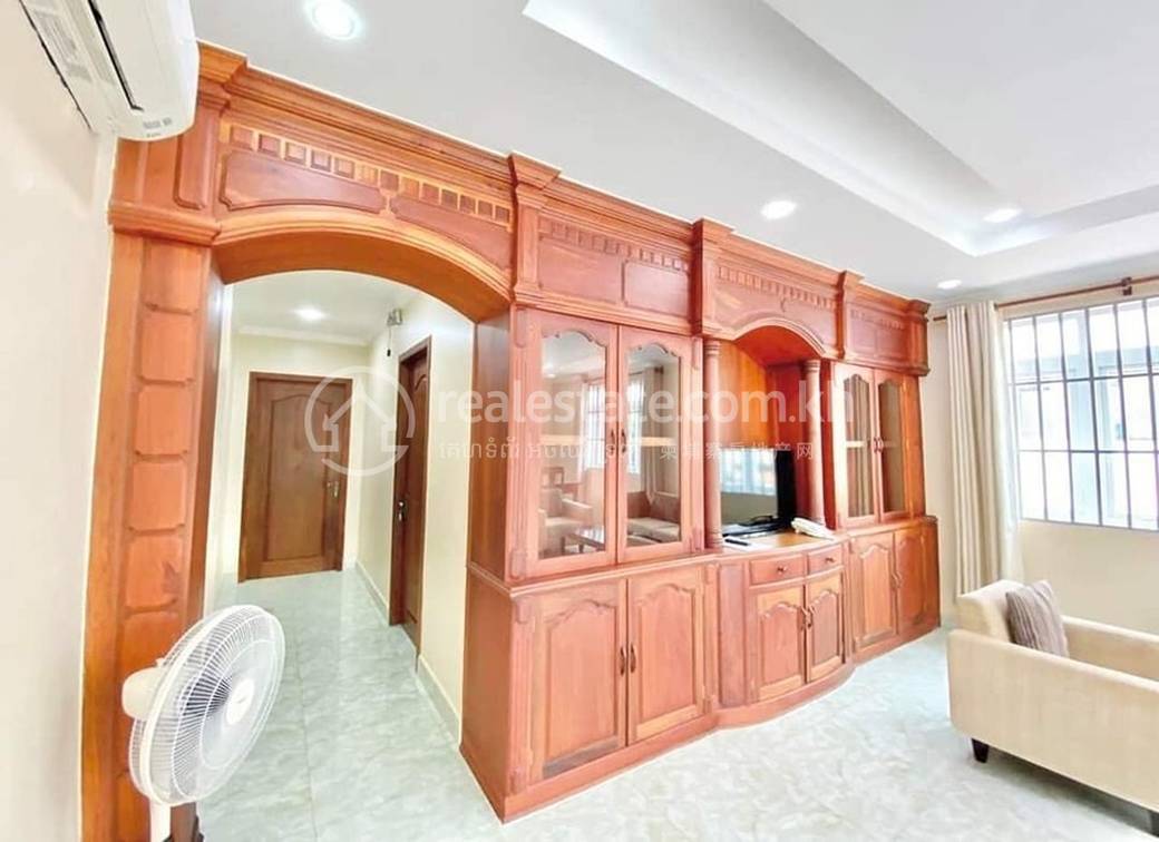 Condo For Rent in Chamkarmon $650