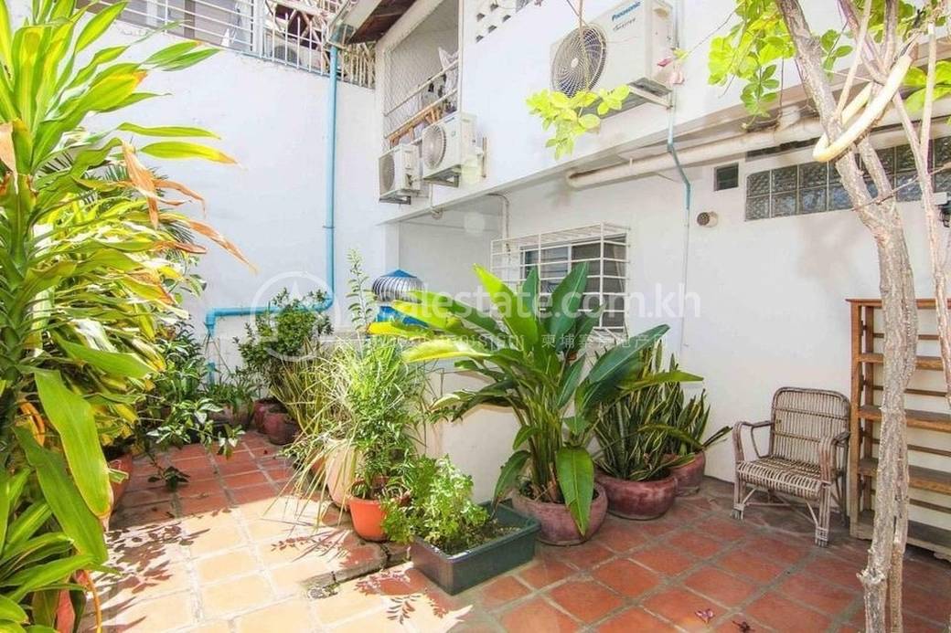 Apartment For Rent in Daun Penh $650