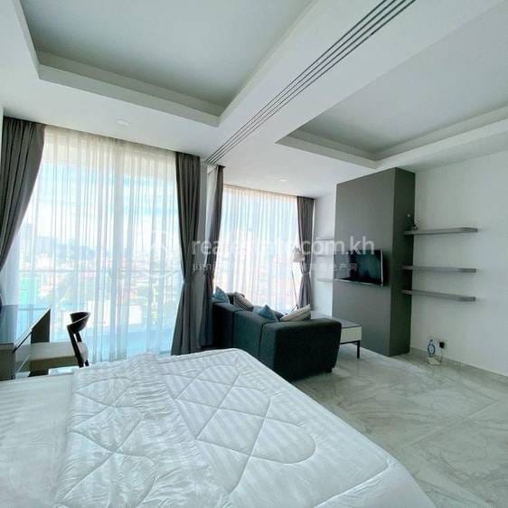 Chamkarmon Apartment For Rent in Chamkarmon