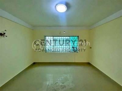 Por Sen Chey ផ្ទះល្វែង សំរាប់លក់ នៅPor Sen Chey