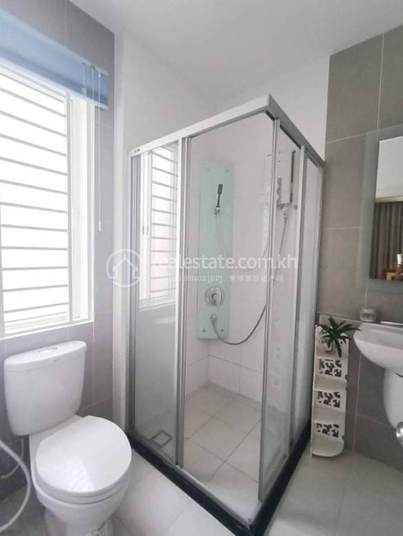 Link House For Rent in Nirouth, Chbar Ampov, Phnom Penh