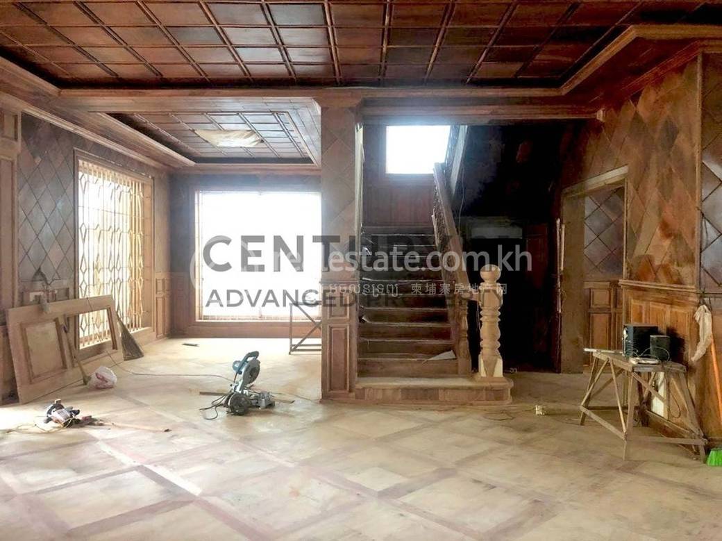6 Bedrooms Villa For Sale for $1,600,000