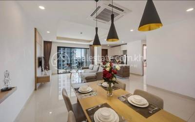 ទន្លេបាសាក់, ចំការមន, ភ្នំពេញ