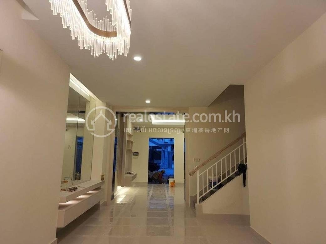 Vila Na prodej with 2 Parking Space