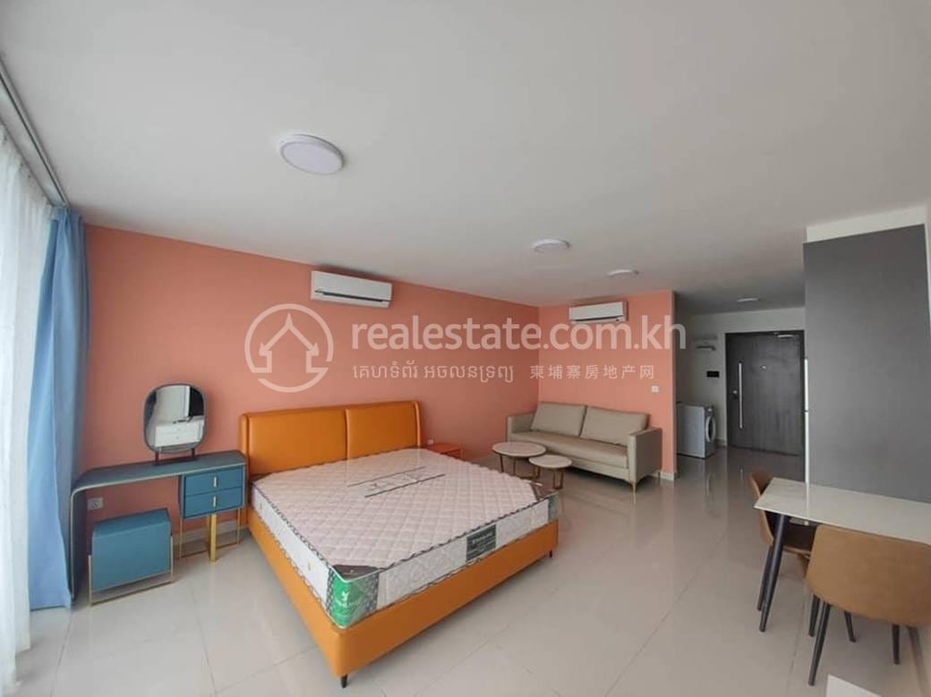 Tonle Bassac Condo For Rent in Tonle Bassac