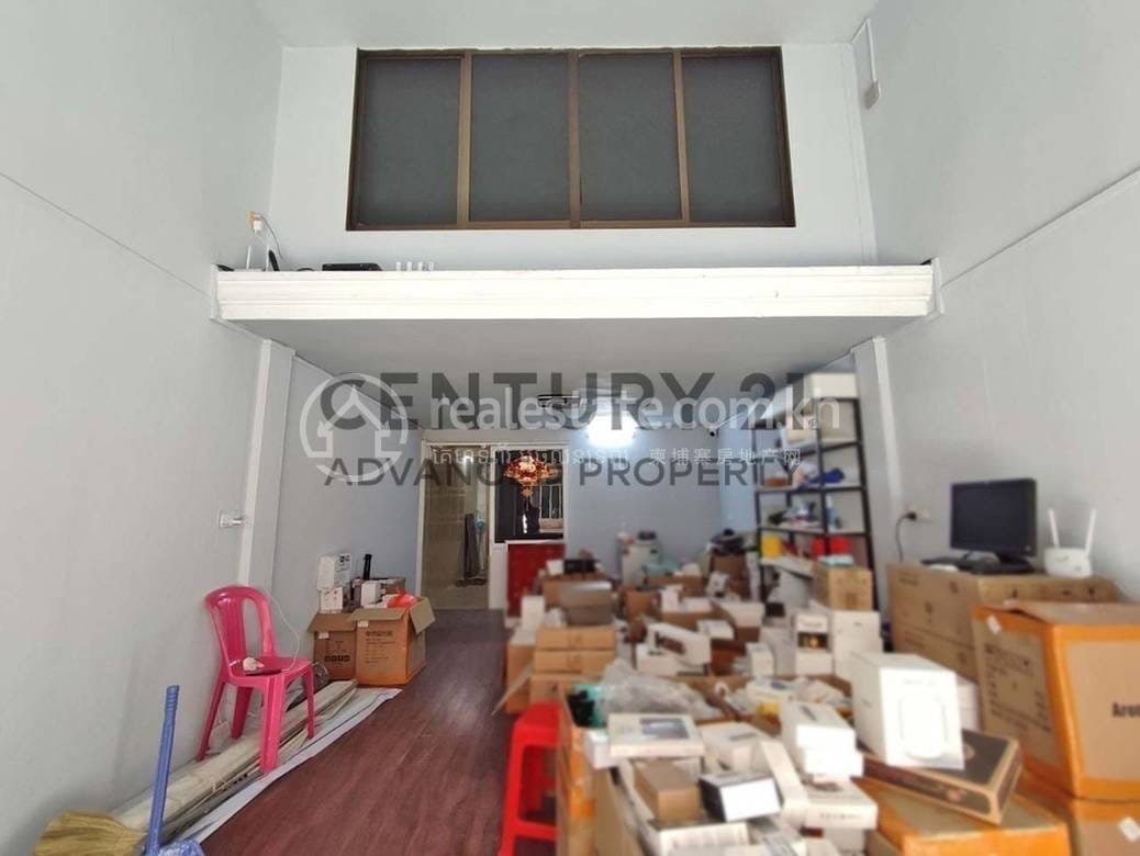 Toul Kork排屋出售，价格$235,000
