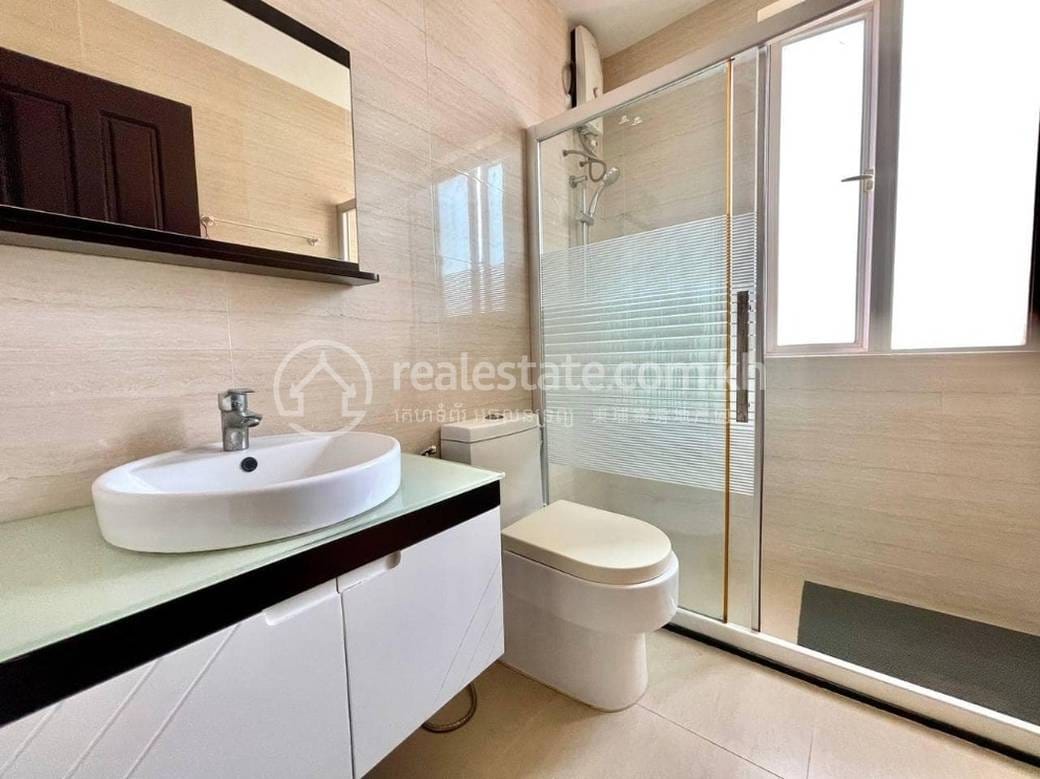 Tonle Bassac Condo For Rent in Tonle Bassac