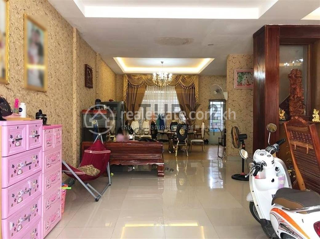 Villa For Sale in Dangkao $105,000