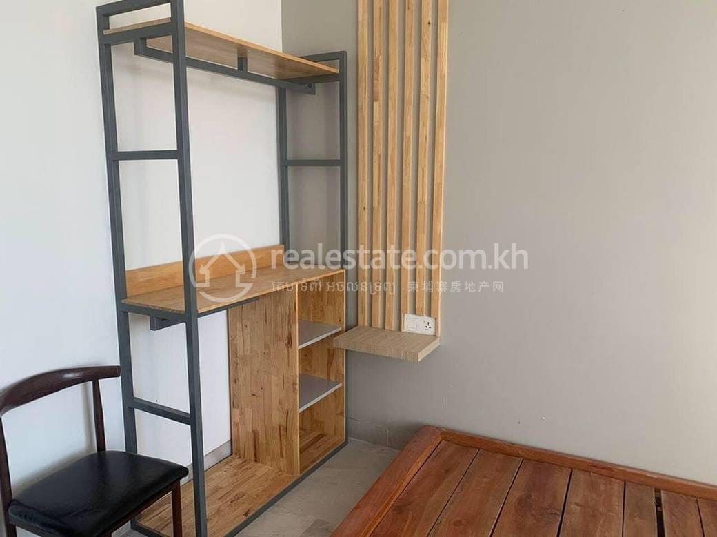 ផ្ទះល្វែង តម្លៃ $400