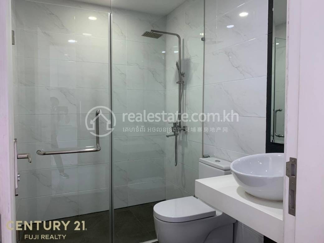 Condo For Rent in Tonle Bassac, Chamkarmon, Phnom Penh