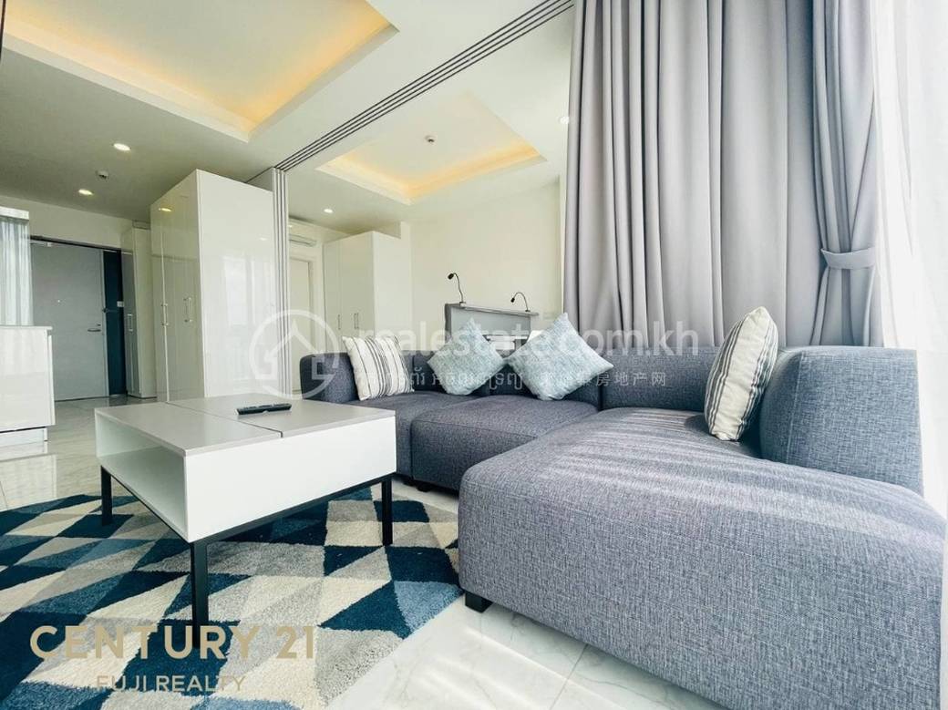 Condo For Rent with 1 Parking Space