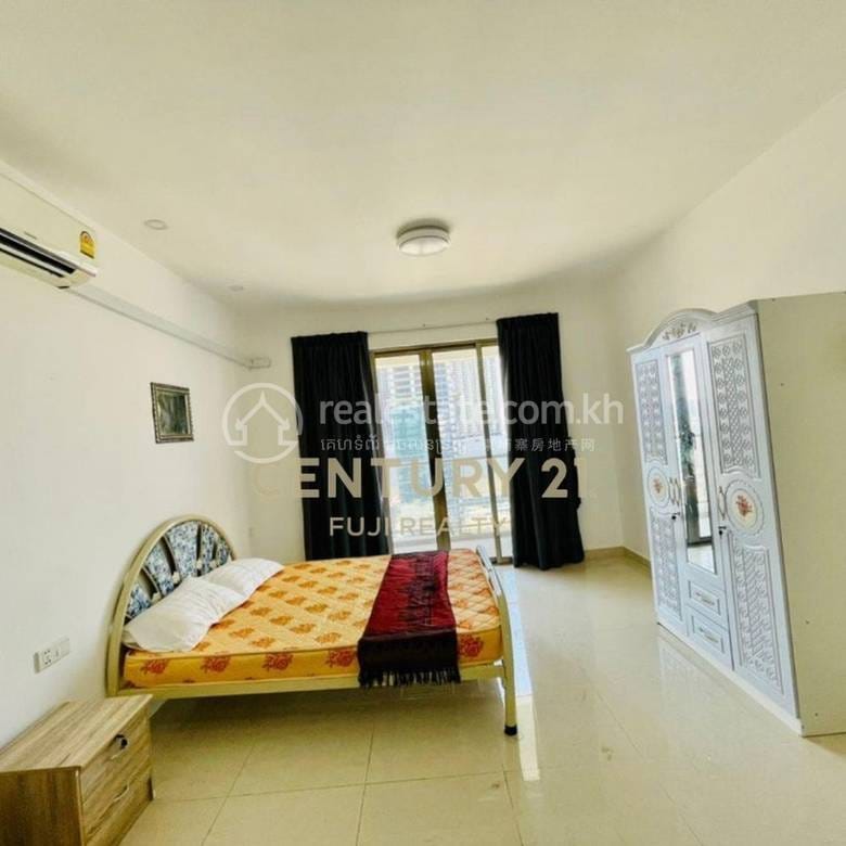 Condo For Rent in Tonle Bassac, Chamkarmon, Phnom Penh