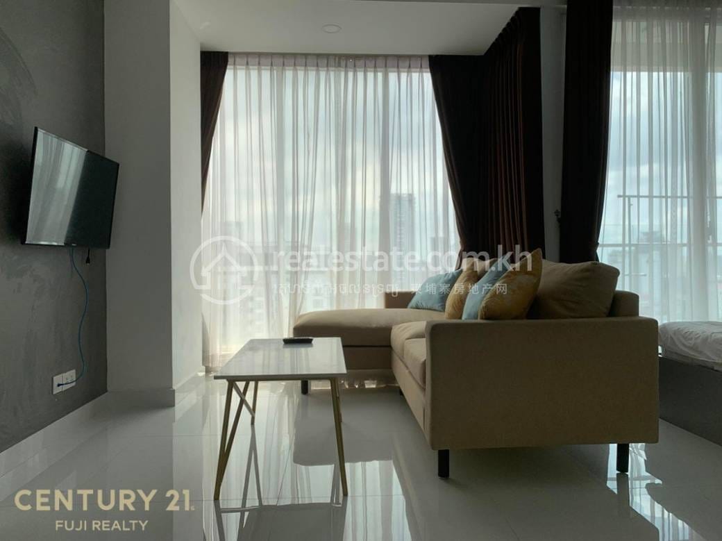 Condo For Rent in Chamkarmon $650