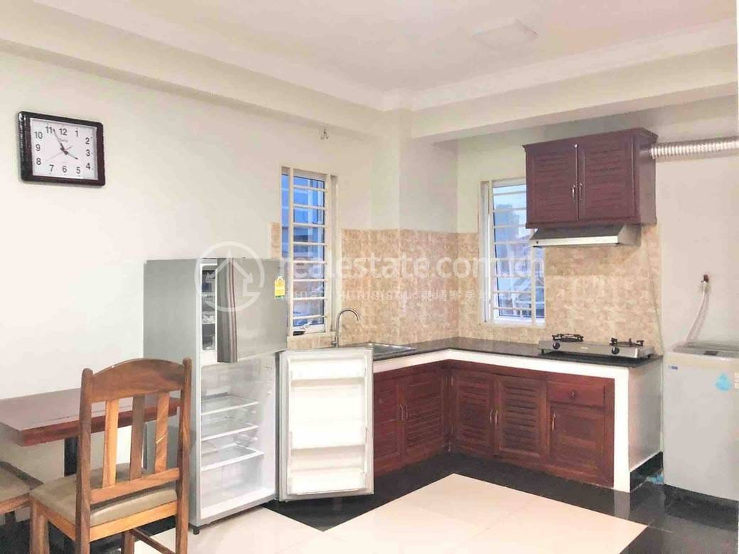 40 sqm Living Size Студия Для Аренды in Chamkarmon