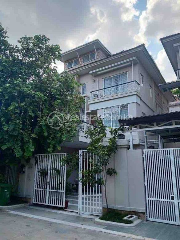 residential House for sale in Nirouth ID 214912
