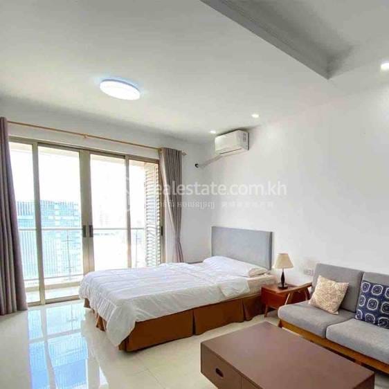 Condo For Rent in Chamkarmon $450