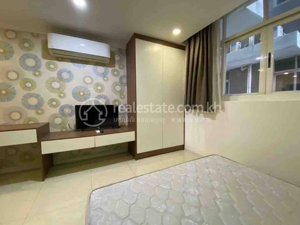 Condo For Rent in Tonle Bassac, Chamkarmon, Phnom Penh