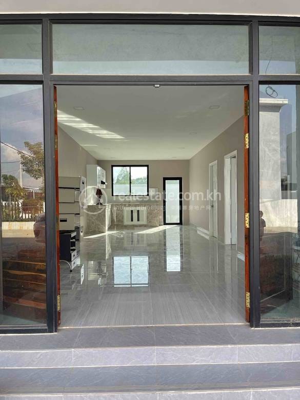 $350 Villa