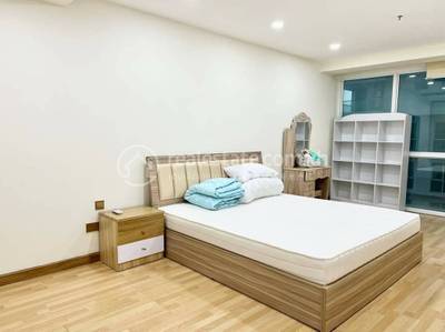  , Ou Ruessei 1, 7 Makara, Phnom Penh