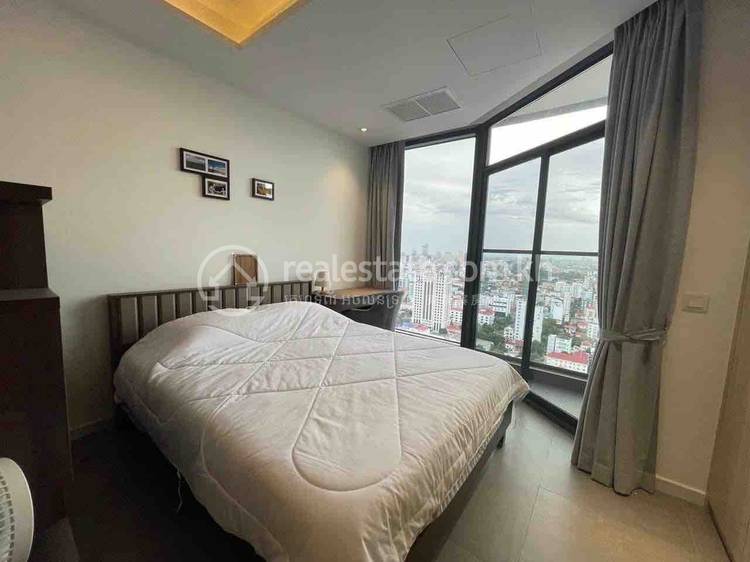 Flat For Rent in Tonle Bassac, Chamkarmon, Phnom Penh