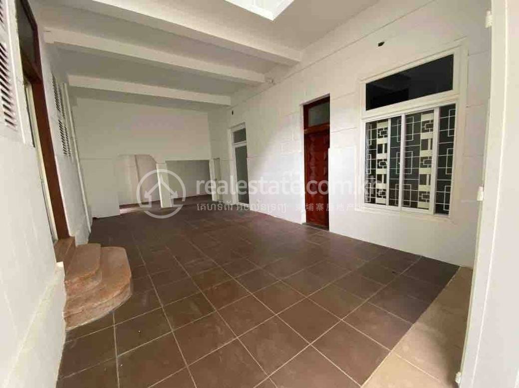 วิลล่า สำหรับเช่า ใน 7 Makara $3,900