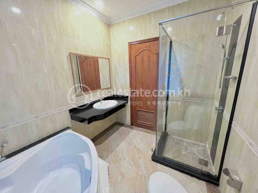 150 sqm Land Size Serviced Apartment For Rent