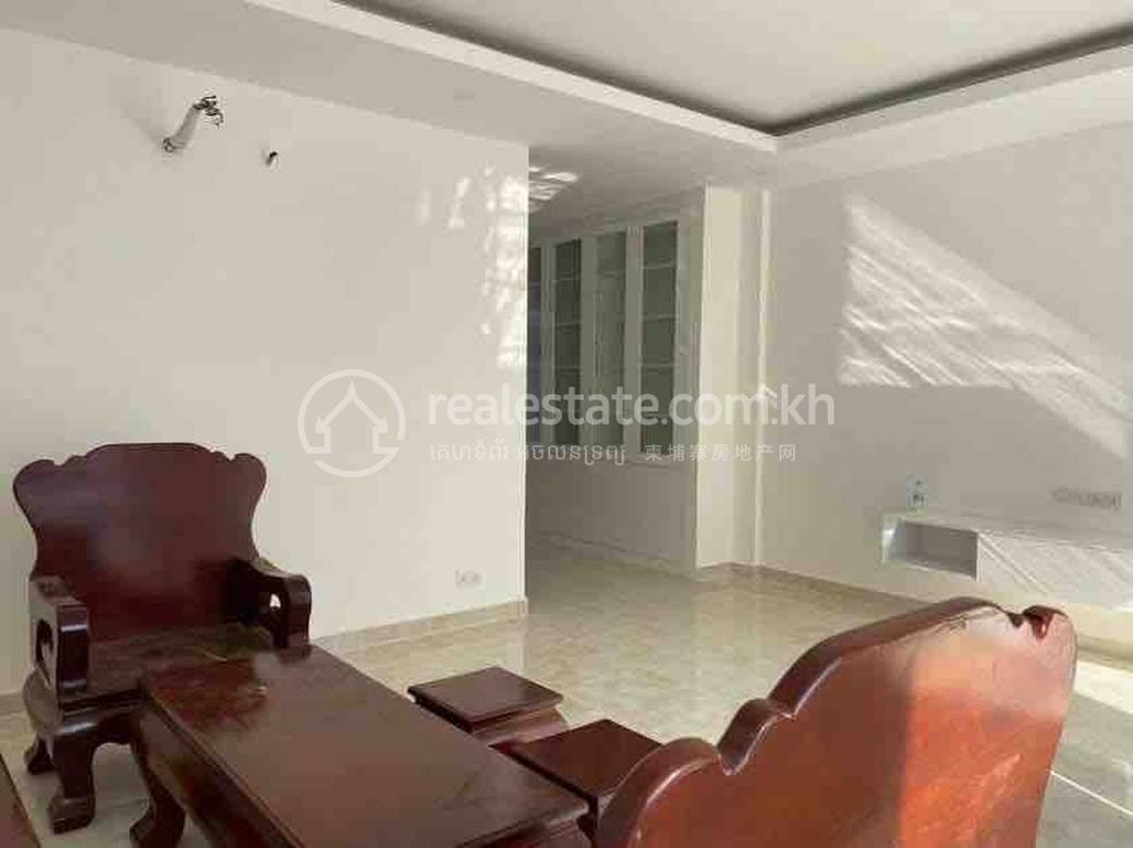 Sen SokHouse and lot出租，价格$700