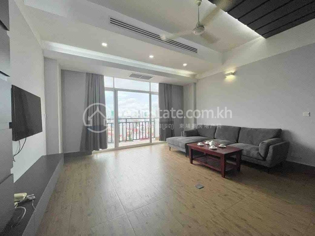100 sqm Living Size Apartment For Rent in Chamkarmon