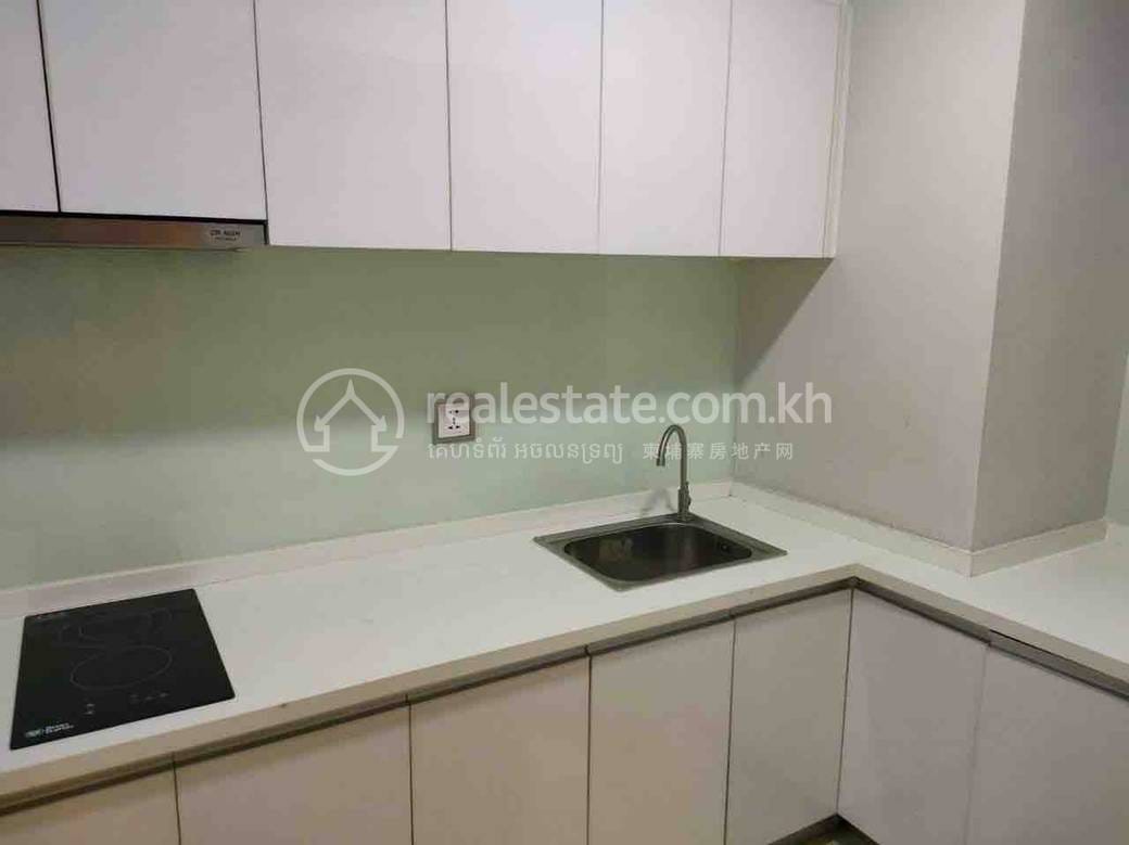 Condo For Rent in BKK 1, Boeng Keng Kang, Phnom Penh