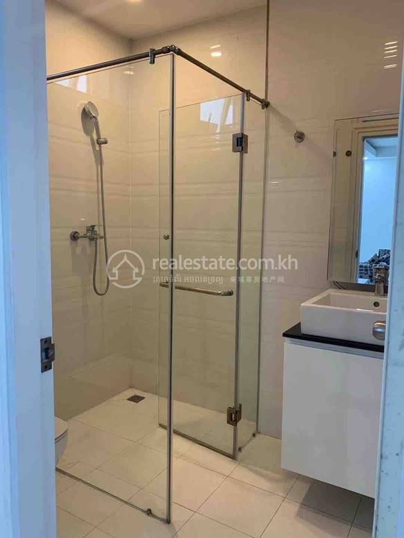 Tonle Bassac Apartment For Rent in Tonle Bassac
