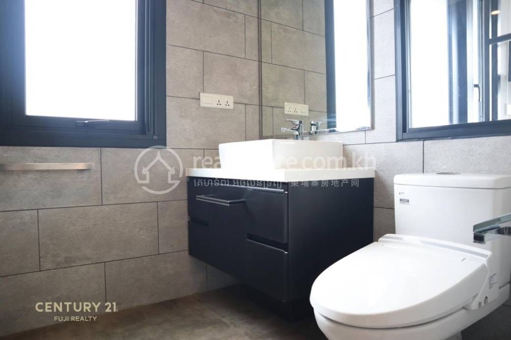 Condo For Rent in Boeng Keng Kang $550