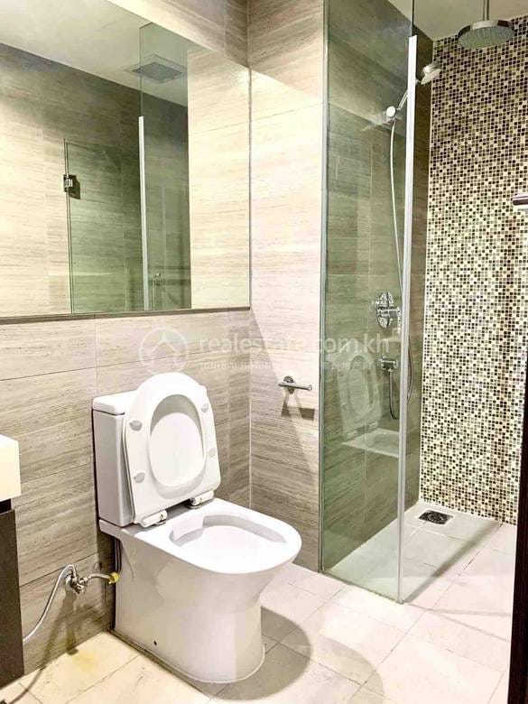 Condo For Rent in Chamkarmon $750