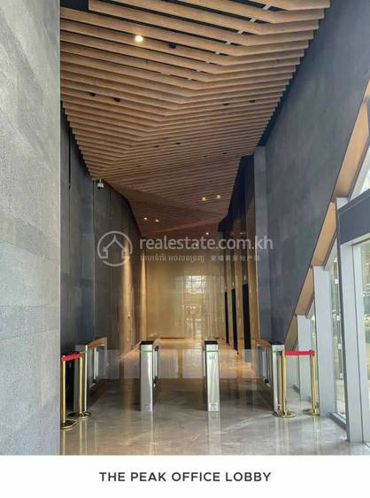อาคารสำนักงาน สำหรับขาย ใน Chamkarmon $190,000