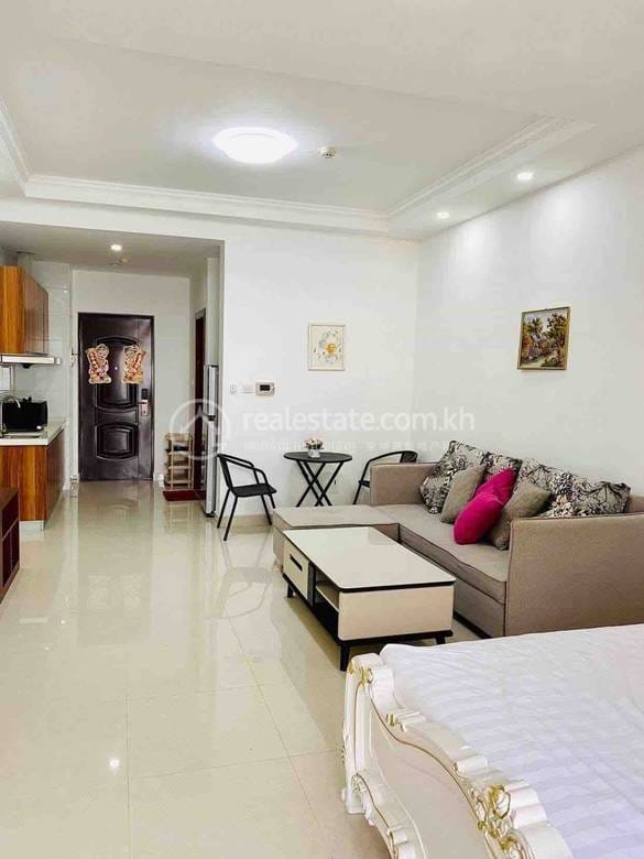 Apartment For Rent with 1 Parking Space