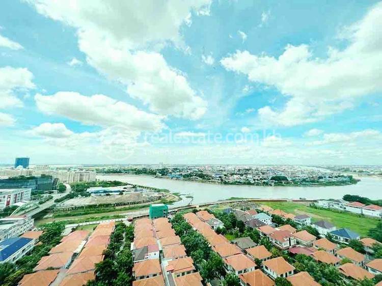 Flat For Rent in Tonle Bassac, Chamkarmon, Phnom Penh