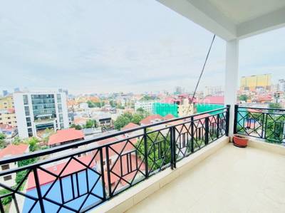 302 302, BKK 3, Chamkarmon, พนมเปญ