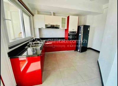 Apartment For Rent with 2 Parking Space