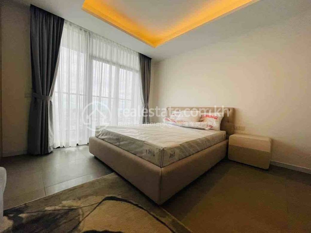 Condo For Rent in Chamkarmon $650